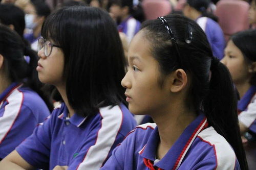 东安动态 拥抱青春 快乐成长 东安小学开展六年级女生青春期健康讲座